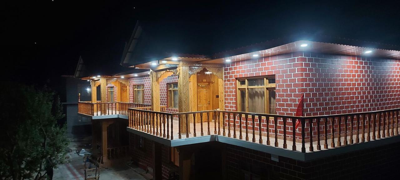 Hotel Royal Hillcrest Harsil Экстерьер фото