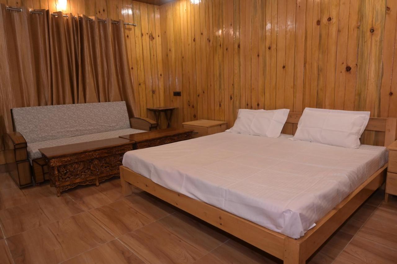 Hotel Royal Hillcrest Harsil Экстерьер фото