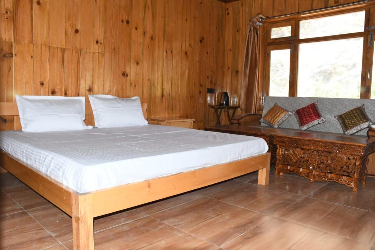 Hotel Royal Hillcrest Harsil Экстерьер фото